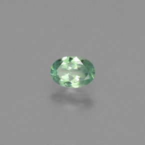 Alexandrita Verde/rojo natural de 0.53 ct, Corte Óvalo, VS