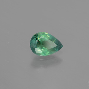 Alejandrita multicolor natural de 0,79 ct, en forma de pera, VS