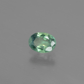 Alexandrita Verde/rojo natural de 0.55 ct, Corte Óvalo, VS
