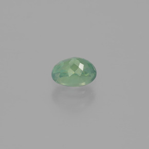 Alexandrita Verde/rojo natural de 0.51 ct, Corte Óvalo, VS