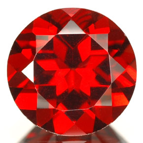 granate almandino Roja natural de 2.10 ct, Corte Redondo, VS