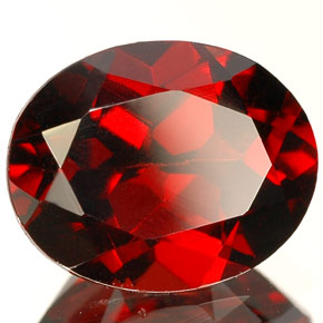 granate almandino Roja natural de 3.41 ct, Corte Óvalo, VS