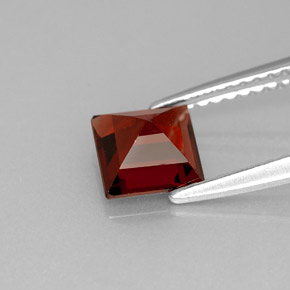 Granate almandino rojo natural de 1,35 ct, cuadrado, VS