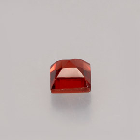 Granate almandino rojo natural de 0,59 ct, cuadrado, VVS-VS