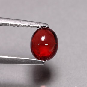 granate almandino Roja Anaranjada natural de 1.57 ct, Corte Óvalo, Translúcido