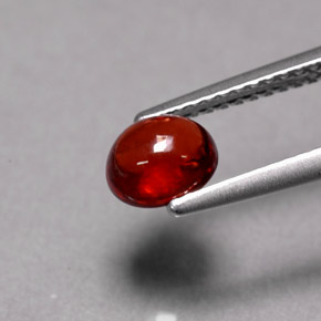 granate almandino Roja Anaranjada natural de 1.14 ct, Corte Óvalo, Translúcido