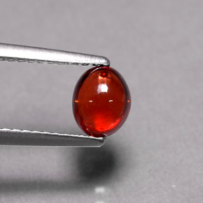 granate almandino Roja Anaranjada natural de 1.14 ct, Corte Óvalo, Translúcido