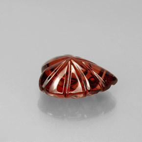 Granate almandino rojo natural de 2,94 ct, forma de corazón, translúcido