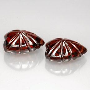 Gemas de granate almandino Rojo oscuro natural de  ct, Forma de corazón, Translúcido