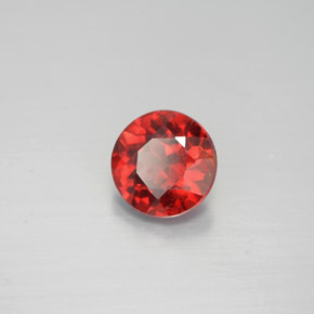 granate almandino Roja natural de 1.02 ct, Corte Redondo, VS