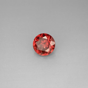 granate almandino Roja natural de 0.97 ct, Corte Redondo, VS