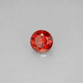 granate almandino Roja natural de 0.96 ct, Corte Redondo, VS