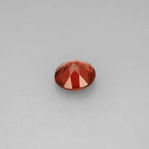 granate almandino Roja natural de 0.95 ct, Corte Redondo, VS