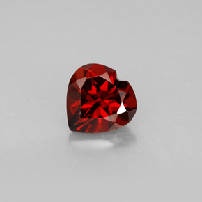 granate almandino Roja natural de 1.58 ct, Forma de corazón, VVS-VS