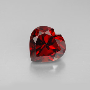granate almandino Roja natural de 1.90 ct, Forma de corazón, VVS-VS