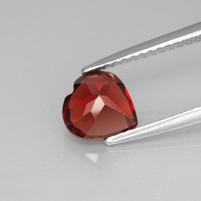 Granate almandino roja natural de 1,48 ct, forma de corazón, VVS-VS
