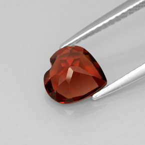 Granate almandino rojo natural de 1,46 ct, forma de corazón, VS