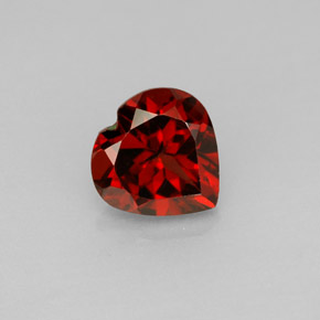 Granate almandino rojo natural de 1,53 ct, forma de corazón, VS