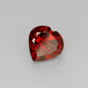 Granate almandino rojo natural de 1,53 ct, forma de corazón, VS