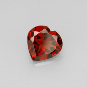 Granate almandino rojo natural de 1,32 ct, forma de corazón, VS