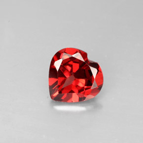 granate almandino Roja natural de 1.33 ct, Forma de corazón, VS