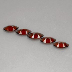 Gemas de granate almandino Roja natural de  ct, Marquesa, VS