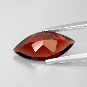 granate almandino Rojo oscuro natural de 2.68 ct, Marquesa, VS