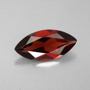 granate almandino Rojo oscuro natural de 2.69 ct, Marquesa, VS