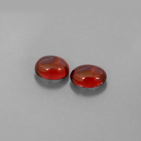 Gemas de granate almandino rojo natural de  ct, transparente, transparente / translúcido