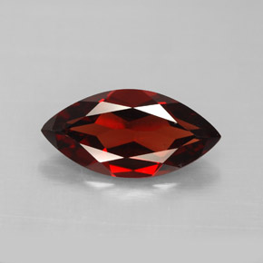granate almandino Rojo oscuro natural de 2.80 ct, Marquesa, VS