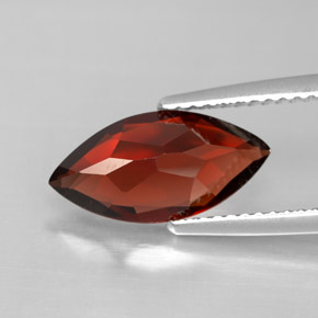 granate almandino Rojo oscuro natural de 2.80 ct, Marquesa, VS