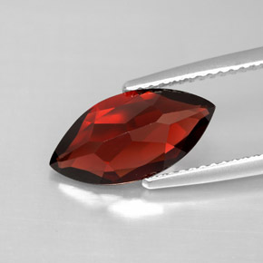 granate almandino Rojo oscuro natural de 2.98 ct, Marquesa, VS