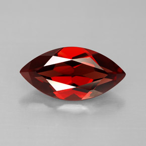 granate almandino Rojo oscuro natural de 3.16 ct, Marquesa, VVS-VS