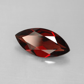 granate almandino Rojo oscuro natural de 2.84 ct, Marquesa, VS