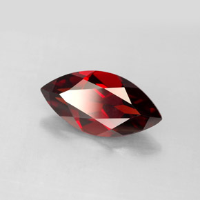 granate almandino Rojo oscuro natural de 3.04 ct, Marquesa, VS