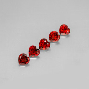 Gemas de granate almandino Rojo oscuro natural de  ct, Forma de corazón, VS