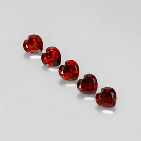 Gemas de granate almandino Rojo oscuro natural de  ct, Forma de corazón, VS