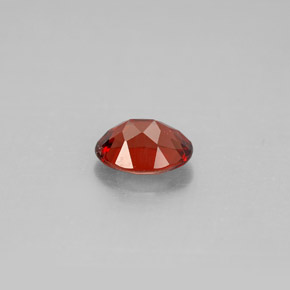 granate almandino Rojo oscuro natural de 1.06 ct, Corte Óvalo, VVS