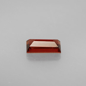 granate almandino Rojo oscuro natural de 1.05 ct, Corte Baguette, VS