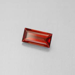 granate almandino Rojo oscuro natural de 1.08 ct, Corte Baguette, VS-SI