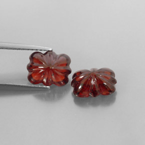 Gemas de granate almandino rojo natural de  ct, transparente, transparente / translúcido