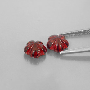 Gemas de granate almandino rojo natural de  ct, transparente, transparente / translúcido