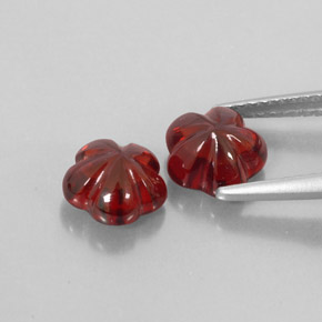 Gemas de granate almandino rojo natural de  ct, transparente, transparente / translúcido