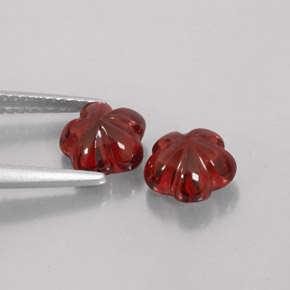 Gemas de granate almandino rojo natural de  ct, transparente, transparente / translúcido