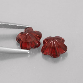 Gemas de granate almandino rojo oscuro natural de  ct, transparente, transparente / translúcido