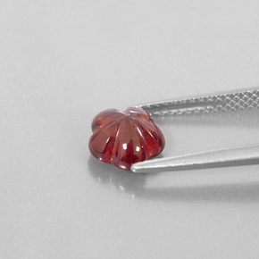 Granate almandino rojo natural de 1,83 ct, transparente, transparente / translúcido