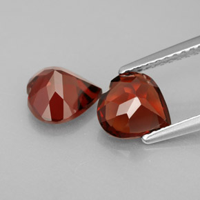 Gemas de granate almandino Rojo oscuro natural de  ct, Forma de corazón, VVS-VS