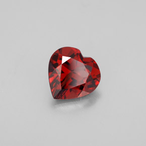 Granate almandino rojo natural de 1,55 ct, forma de corazón, VS
