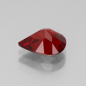 Granate almandino rojo natural de 1,84 ct, en forma de pera, VS