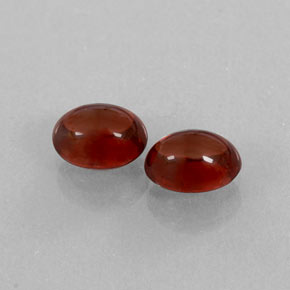 Gemas de granate almandino rojo natural de  ct, transparente, transparente / translúcido